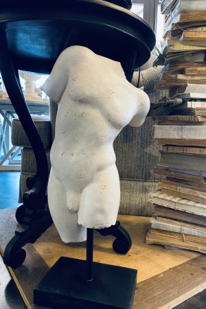 BUSTO in stile 