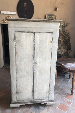 Armadietto /stipo in legno vecchio (realizzabile anche su misura)